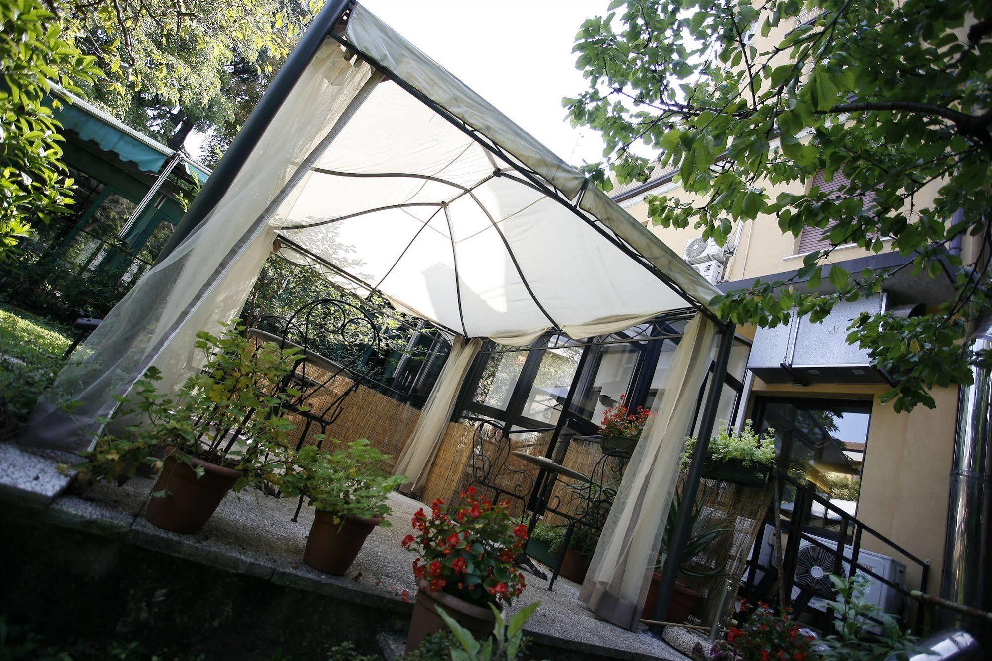 Hotel Adler 밀라노 외부 사진